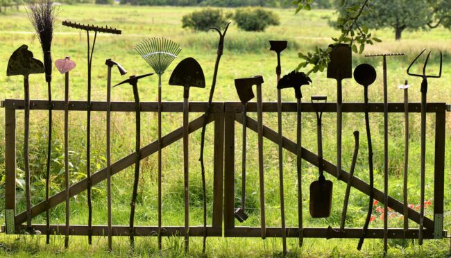 garden-tools-g24fbd3e76_1920